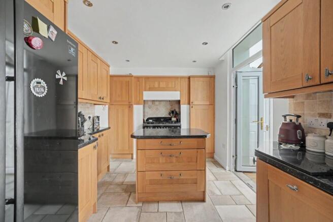 3 bed Terraced for sale Image 7