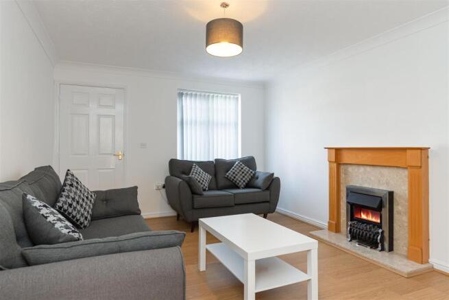 34 Humbert Road-6.jpg