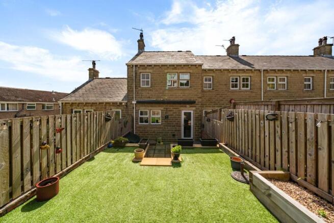 3 bed Town House for sale Image 8