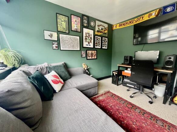 3 bed House to rent Image 12