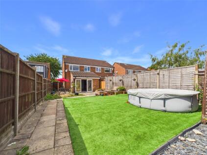 Courtfield Road, Quedgeley, Gloucester, Gloucestershire, GL2