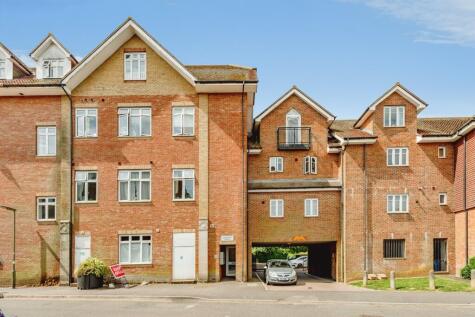 Lumley Road, HORLEY