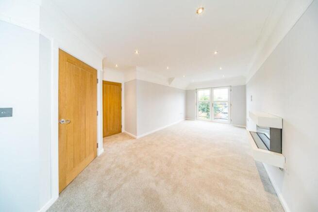 60 College Fields lounge 2.jpg