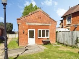 10, Dundas Court, Coxwell Road, Faringdon SN7 7EZ