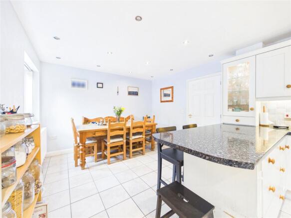 St. Peters Road, Malvern, Worcestershire, WR14 photo 4