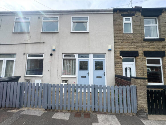 2 Bedroom First Floor Apartment