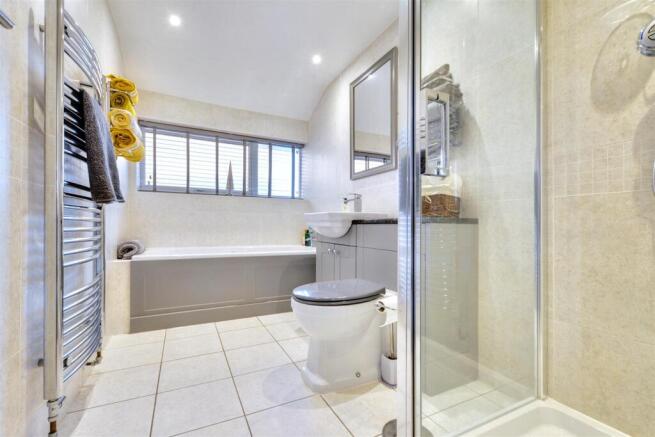 Bathroom.jpeg