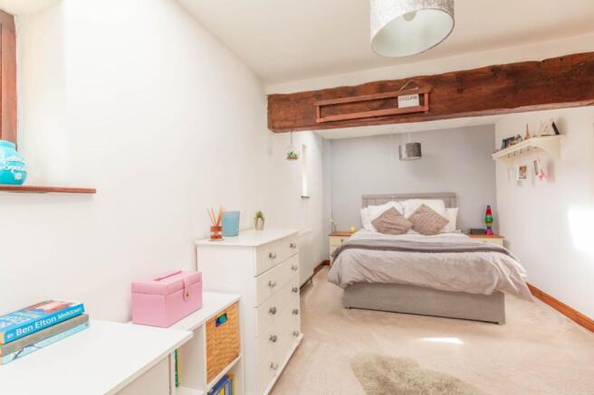 3 bed Barn Conversion for sale Image 8