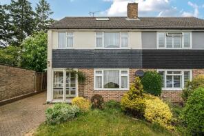 5, Fern Close, Warlingham CR6 9SQ
