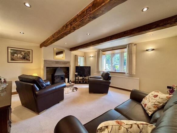 4 bed Farm House for sale Image 5