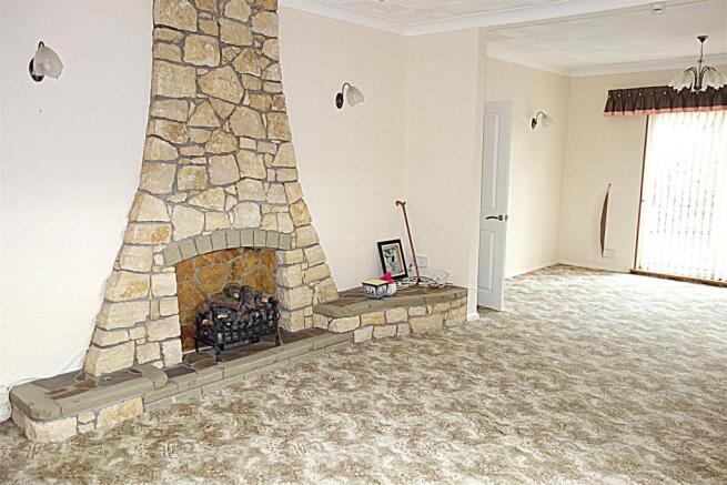 lounge1.JPG