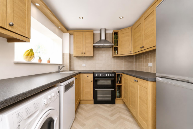 3 bed Detached for sale Image 6