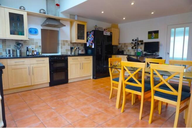Kitchen / Diner