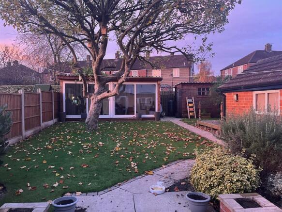Garden Room / Home Office: