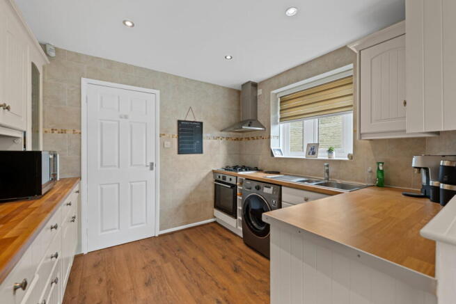 3 bed Detached Bungalow for sale Image 12