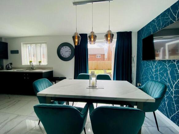 Kitchen Diner