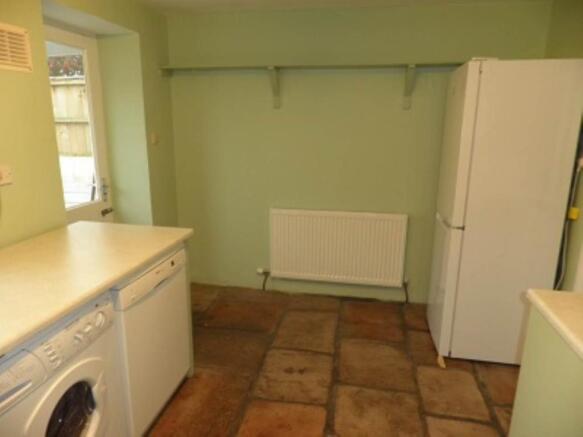 KITCHEN 2ND PHOTO