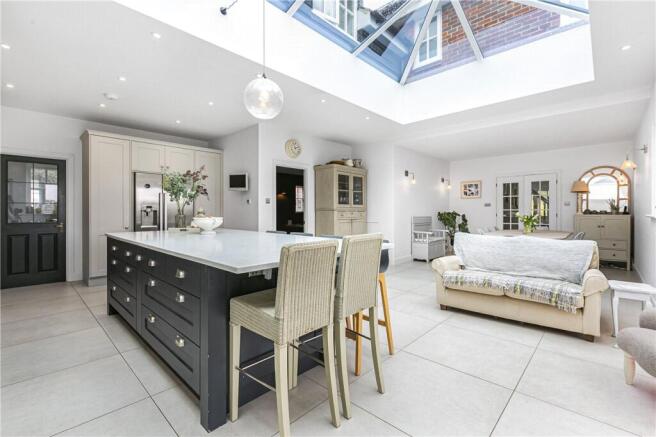 Kitchen / Dining Are