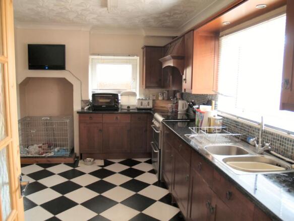 KITCHEN AREA