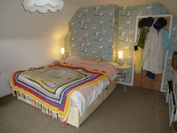 Photo 10
