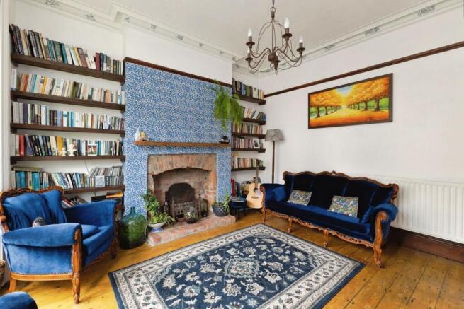 3 bed Terraced for sale Image 5
