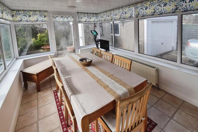 2 bed Semi-Detached Bungalow for sale Image 7