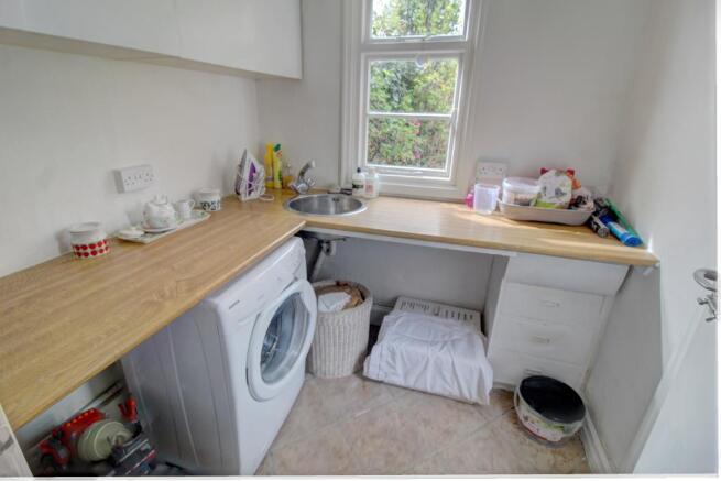 Highfields Road, Witham, CM8 (12)