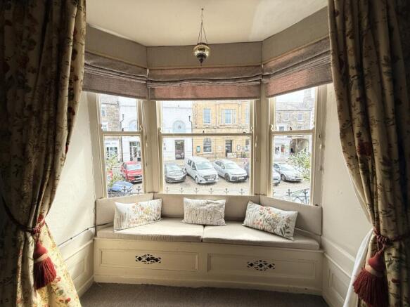 3 bed Maisonette for sale Image 10