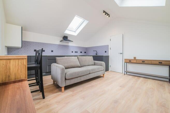Call 02920 668585 to secure your viewing _5