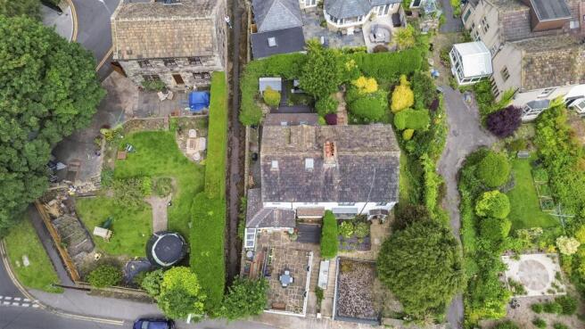 DRONE VIEW OF HOUSE