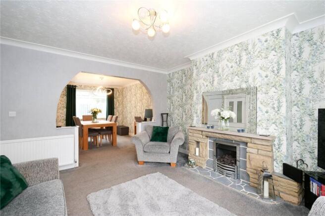 3 bed Semi-Detached for sale Image 4