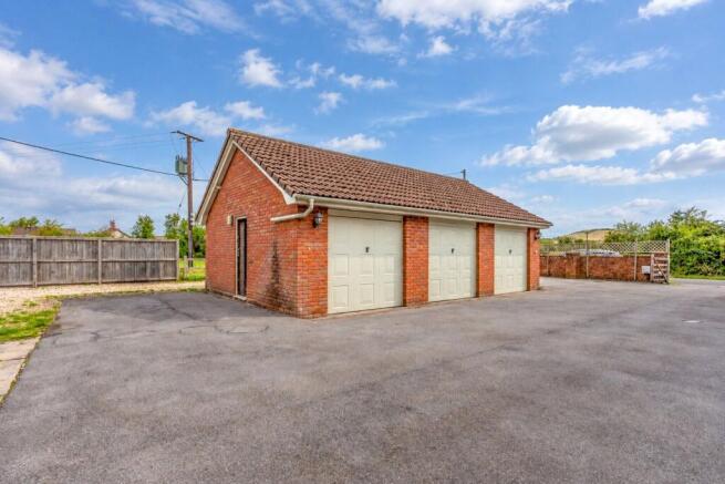 Triple Garage