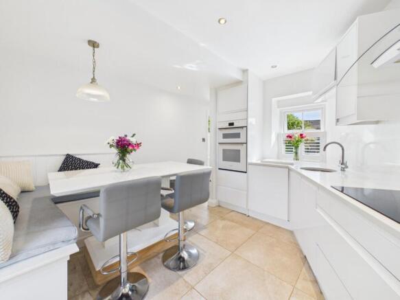 2 bed Detached for sale Image 5