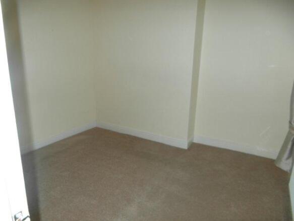 BEDROOM 1 (REAR)