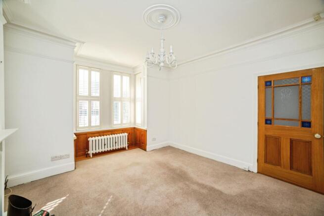4 bed Semi-Detached for sale Image 7