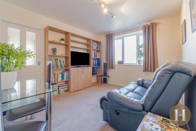 Hadleigh Estate Agents-10.jpg