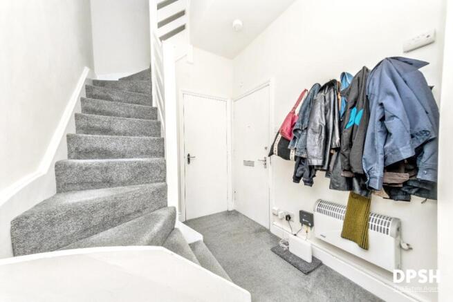 2 bed Apartment for sale Image 8