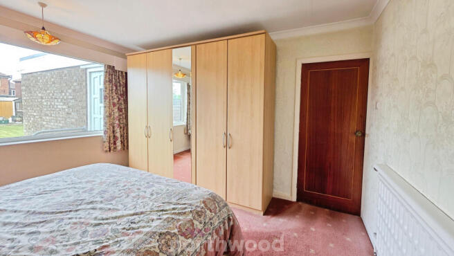 3 bed Bungalow for sale Image 9