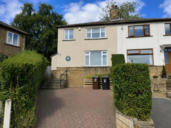 3 bed Semi-Detached for sale Image 4