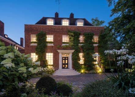 Avenue Road, London, NW8