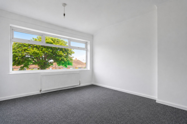 3 bed Semi-Detached to rent Image 9