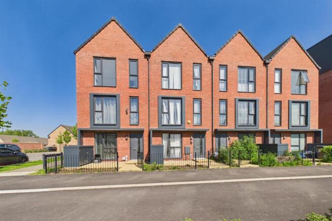 27 William Jessop Way, Hartcliffe, Bristol BS13 0E
