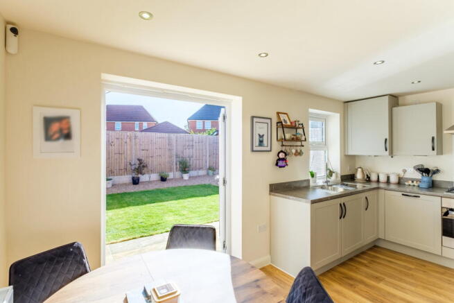 Pankhurst Close, East Leake photo 4