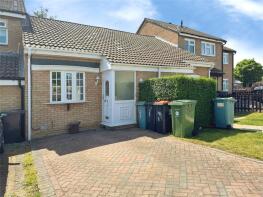 1, Henley Close, Dunstable LU5 5SA