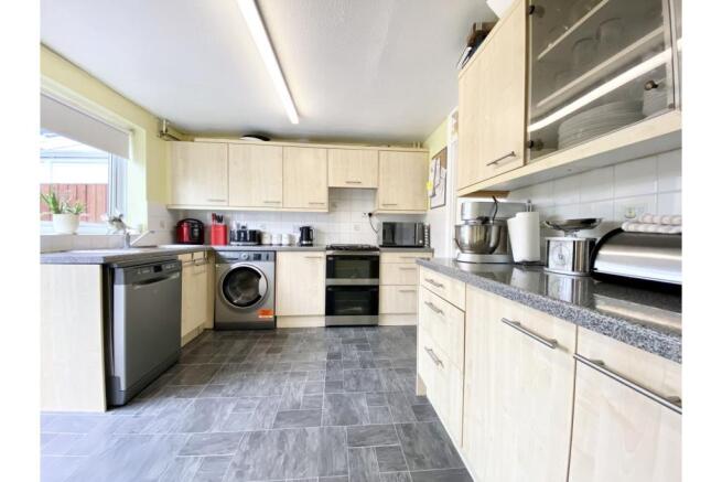 Kitchen/Breakfast