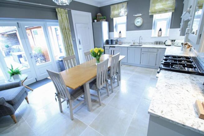 Dining Kitchen