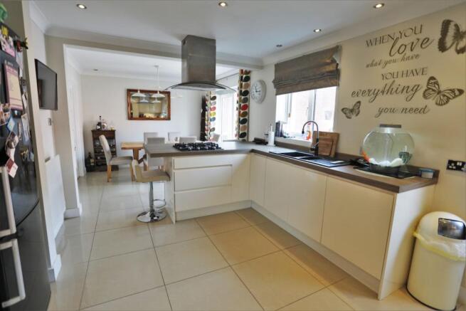 Kitchen/Dining Room