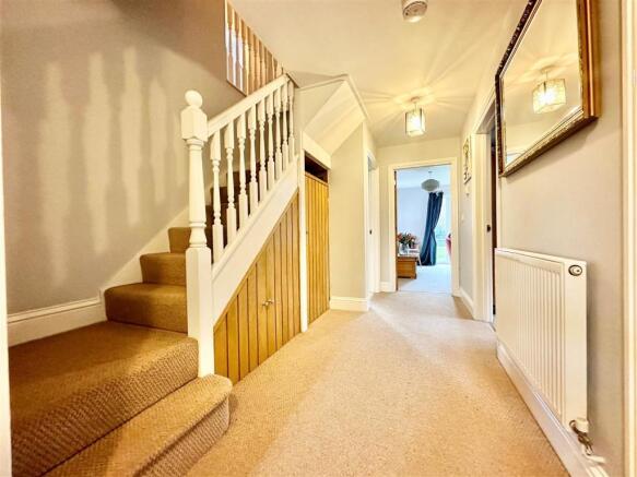 Hallway.jpg