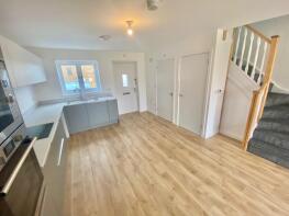 28, Lapwing Close, Crosland Moor, Huddersfield HD4 5FF
