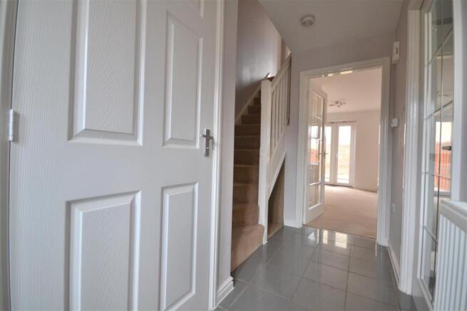 Entrance Hallway.JPG